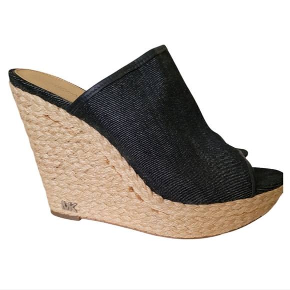 Michael Kors Hastings Mule Blue Fabric Peep Toe Wedge Size 7.5 - Picture 3 of 9